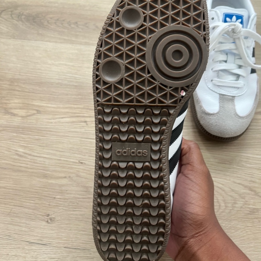 Og Basicblack And White Adidas Sambas M Size 9.5 … - image 3